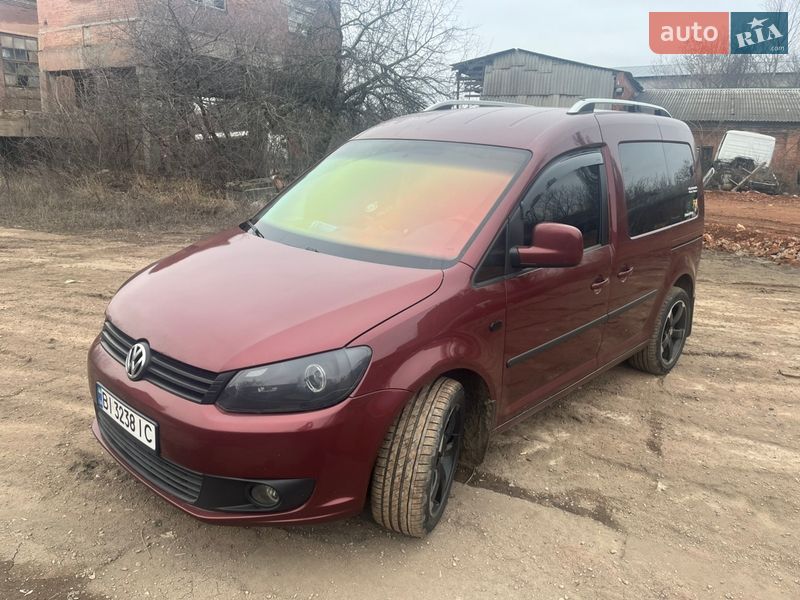 Volkswagen Caddy 2011