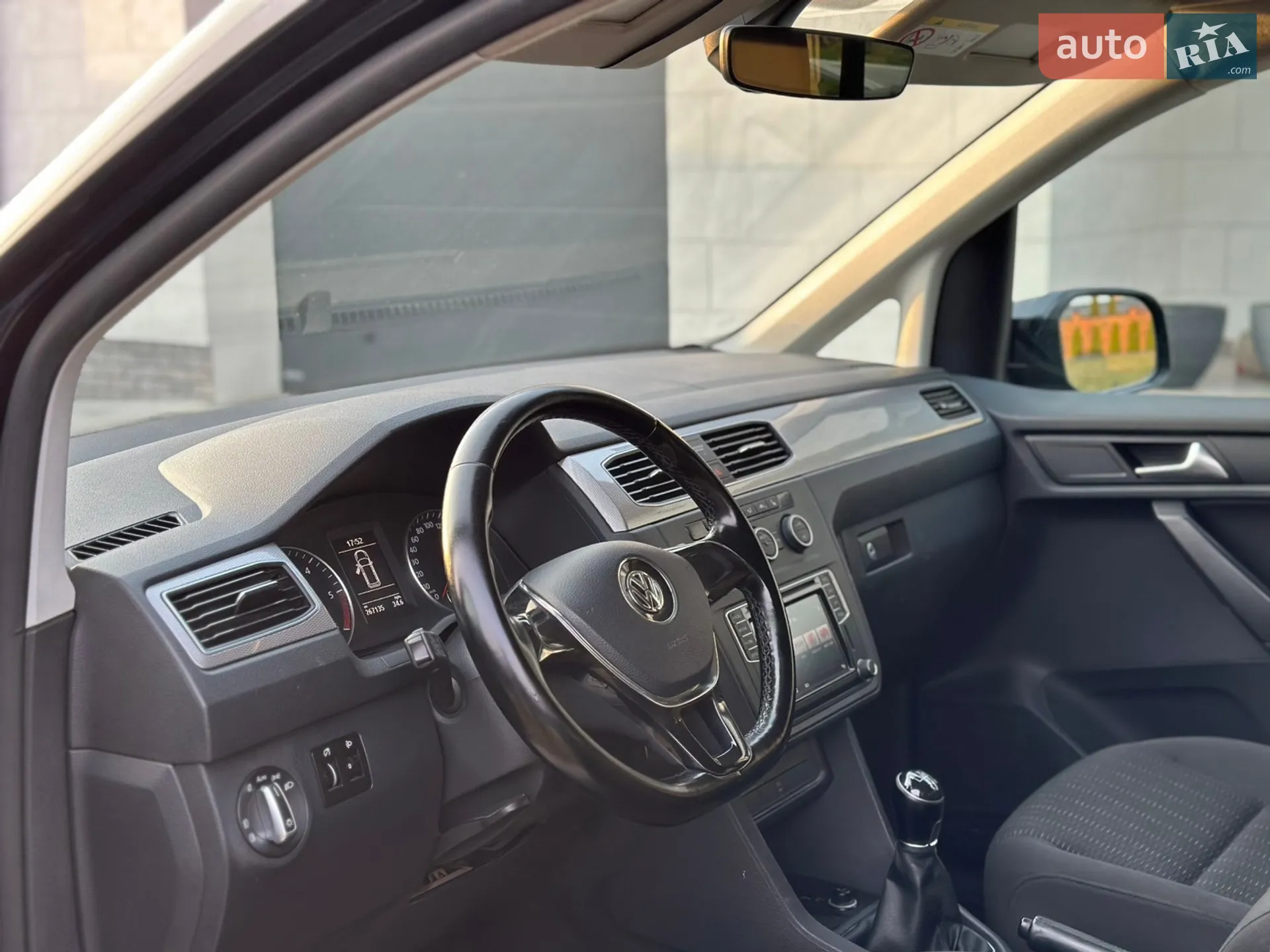 2017 Volkswagen Caddy - мініатюра 29