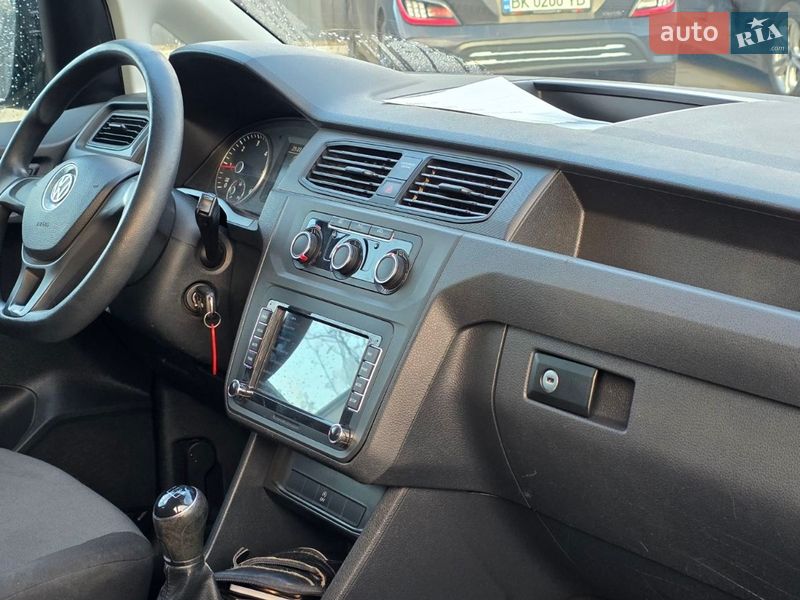 Минивэн Volkswagen Caddy 2017 в Ровно