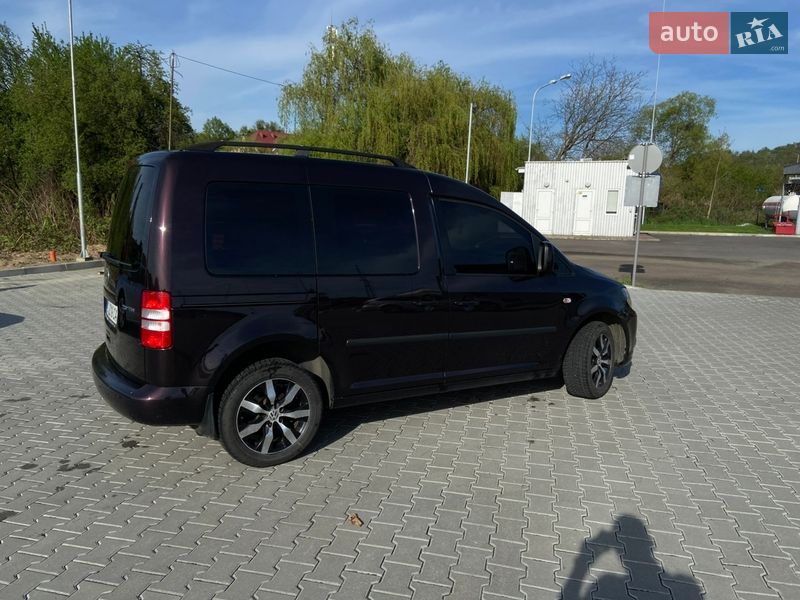 Минивэн Volkswagen Caddy 2013 в Мукачево