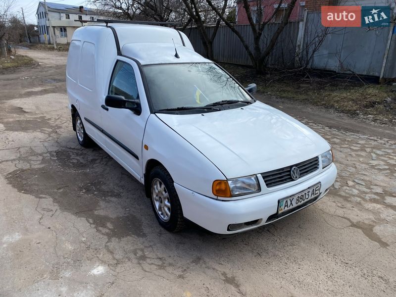 Грузовой фургон Volkswagen Caddy 1996 в Харькове