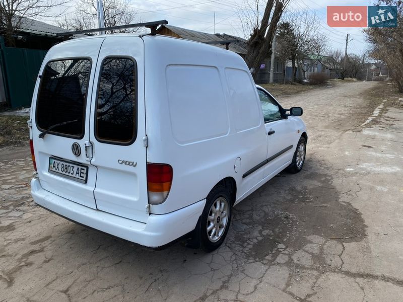 Грузовой фургон Volkswagen Caddy 1996 в Харькове