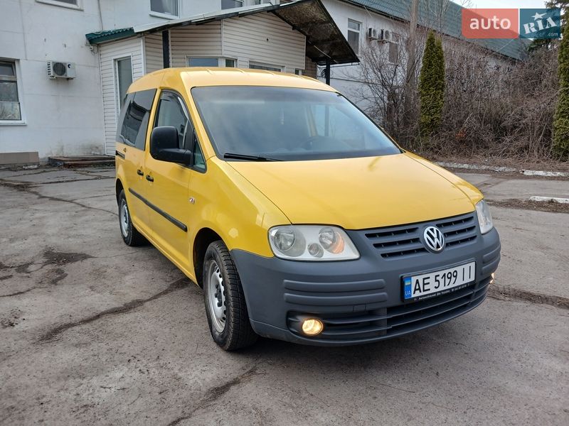Минивэн Volkswagen Caddy 2007 в Гадяче