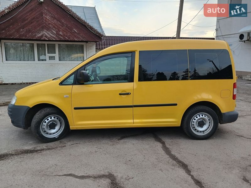 Минивэн Volkswagen Caddy 2007 в Гадяче