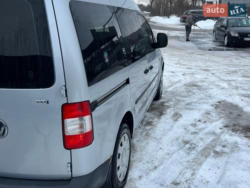 Минивэн Volkswagen Caddy 2006 в Житомире