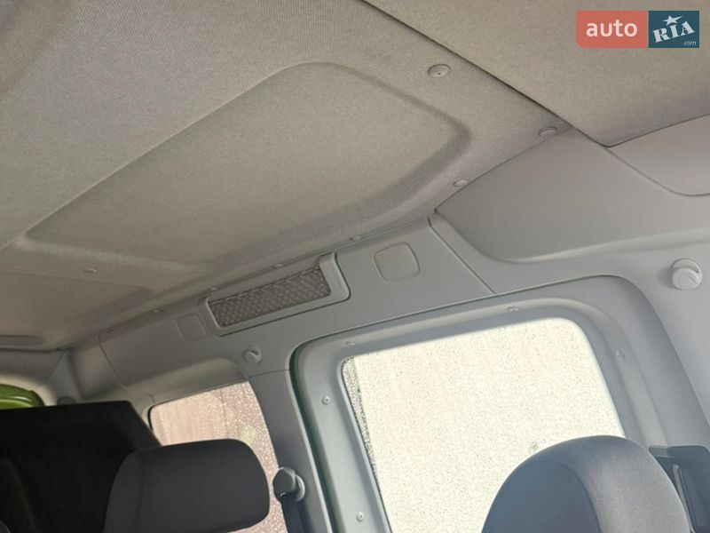 Мінівен Volkswagen Caddy 2013 в Надвірній