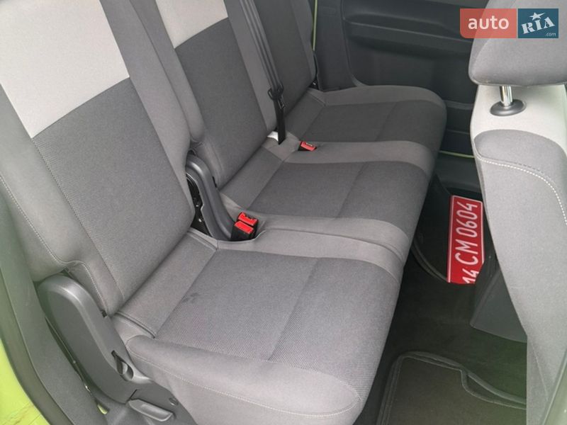 Мінівен Volkswagen Caddy 2013 в Надвірній