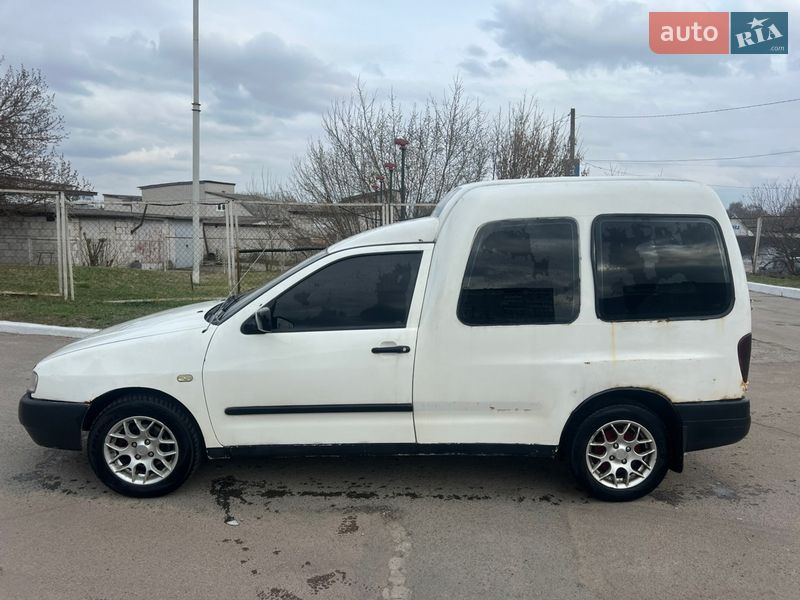 Минивэн Volkswagen Caddy 2003 в Житомире
