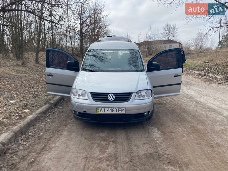 Минивэн Volkswagen Caddy 2010 в Буче