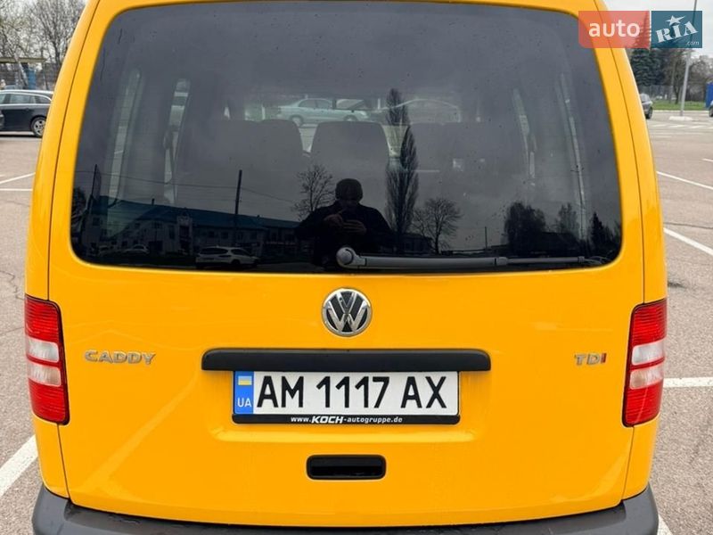 Мінівен Volkswagen Caddy 2014 в Житомирі