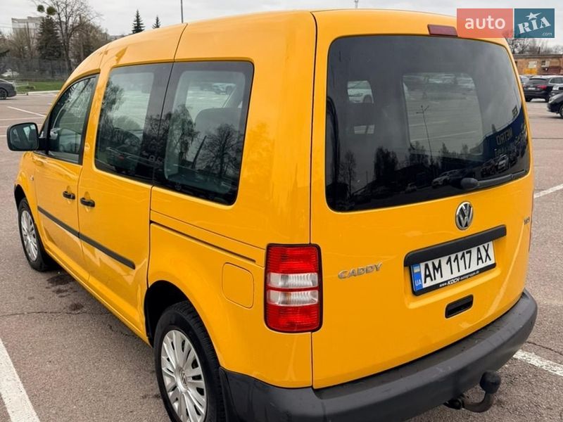 Мінівен Volkswagen Caddy 2014 в Житомирі