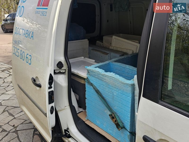 Вантажний фургон Volkswagen Caddy 2018 в Києві