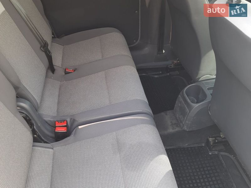 Минивэн Volkswagen Caddy 2013 в Ужгороде