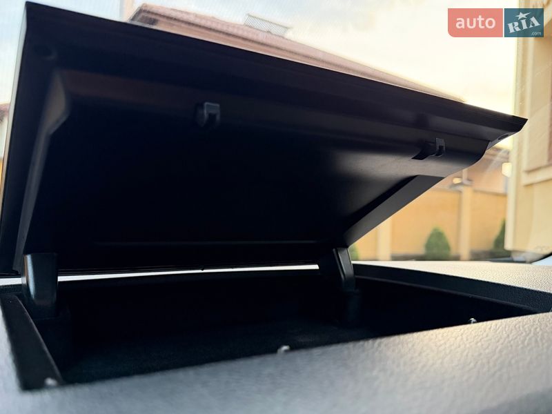 Минивэн Volkswagen Caddy 2017 в Львове фото 86 Минивэн Volkswagen Caddy 2017 в Львове