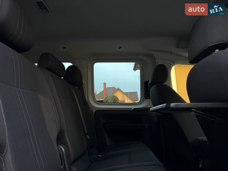Минивэн Volkswagen Caddy 2017 в Львове фото 109 Минивэн Volkswagen Caddy 2017 в Львове