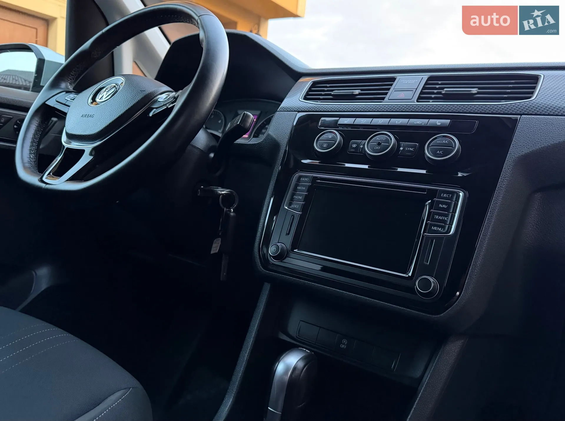 2017 Volkswagen Caddy - мініатюра 115