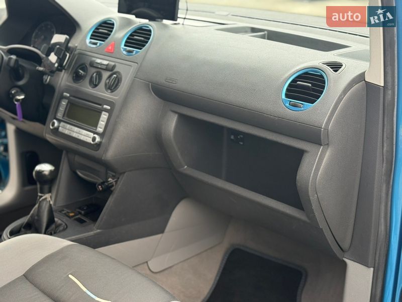 Минивэн Volkswagen Caddy 2008 в Тернополе