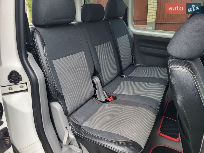Минивэн Volkswagen Caddy 2006 в Хмельницком