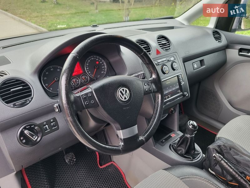 Минивэн Volkswagen Caddy 2006 в Хмельницком