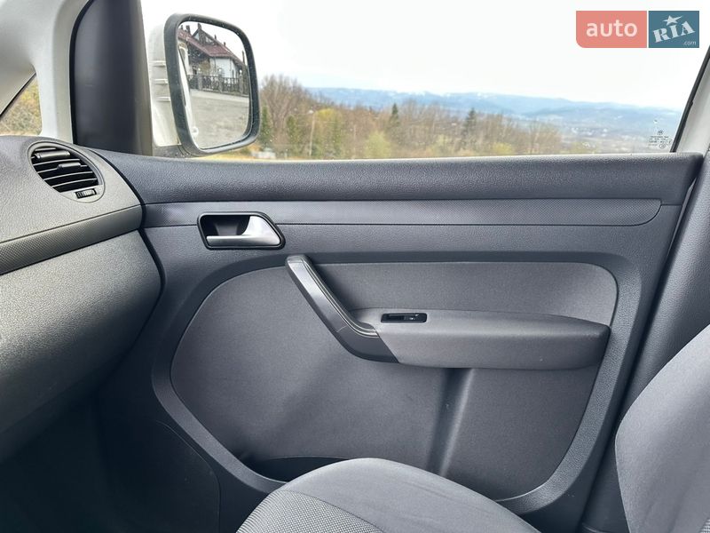 Минивэн Volkswagen Caddy 2013 в Богородчанах