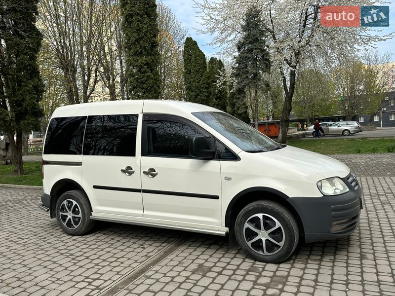 Минивэн Volkswagen Caddy 2004 в Каменец-Подольском