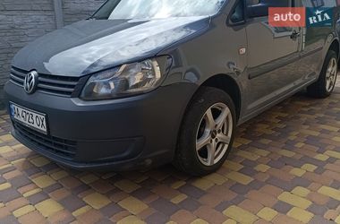 Вантажний фургон Volkswagen Caddy 2012 в Нових Петрівцях