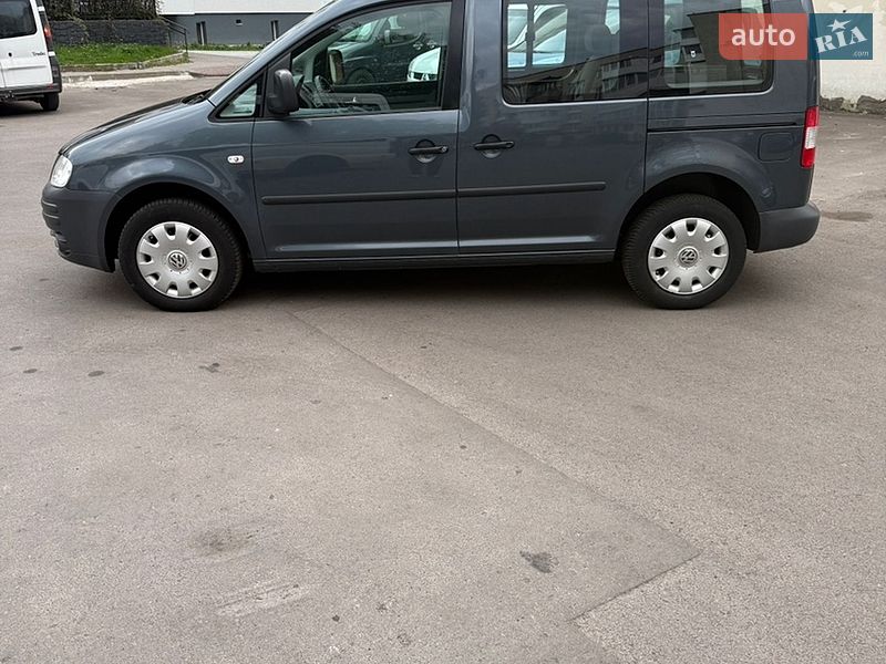 Минивэн Volkswagen Caddy 2009 в Луцке