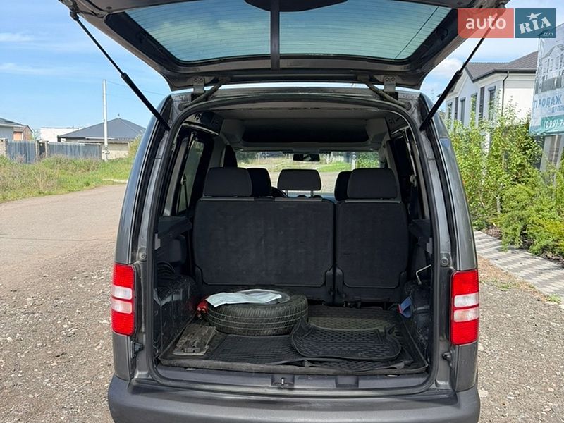Минивэн Volkswagen Caddy 2010 в Киеве