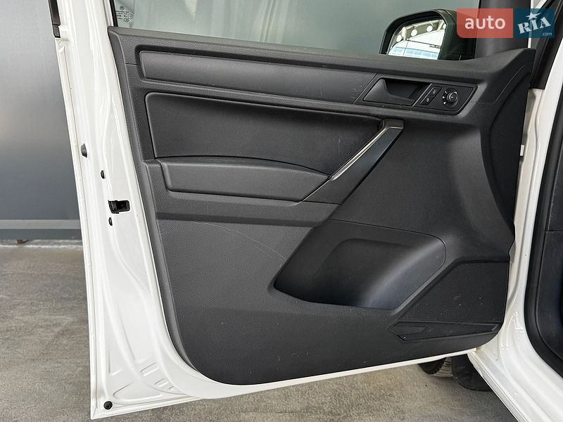 Минивэн Volkswagen Caddy 2019 в Киеве