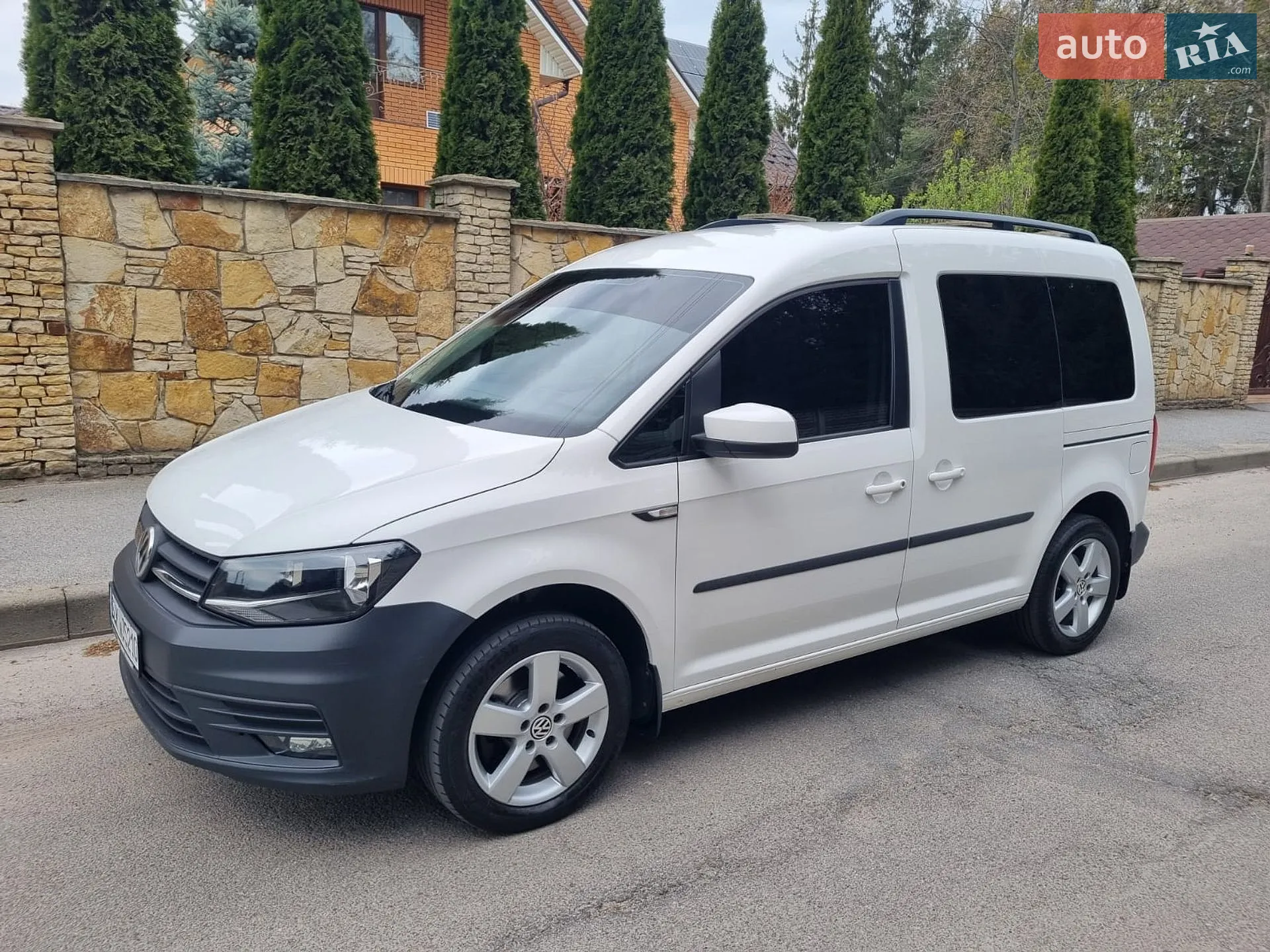 2015 Volkswagen Caddy - фото 1