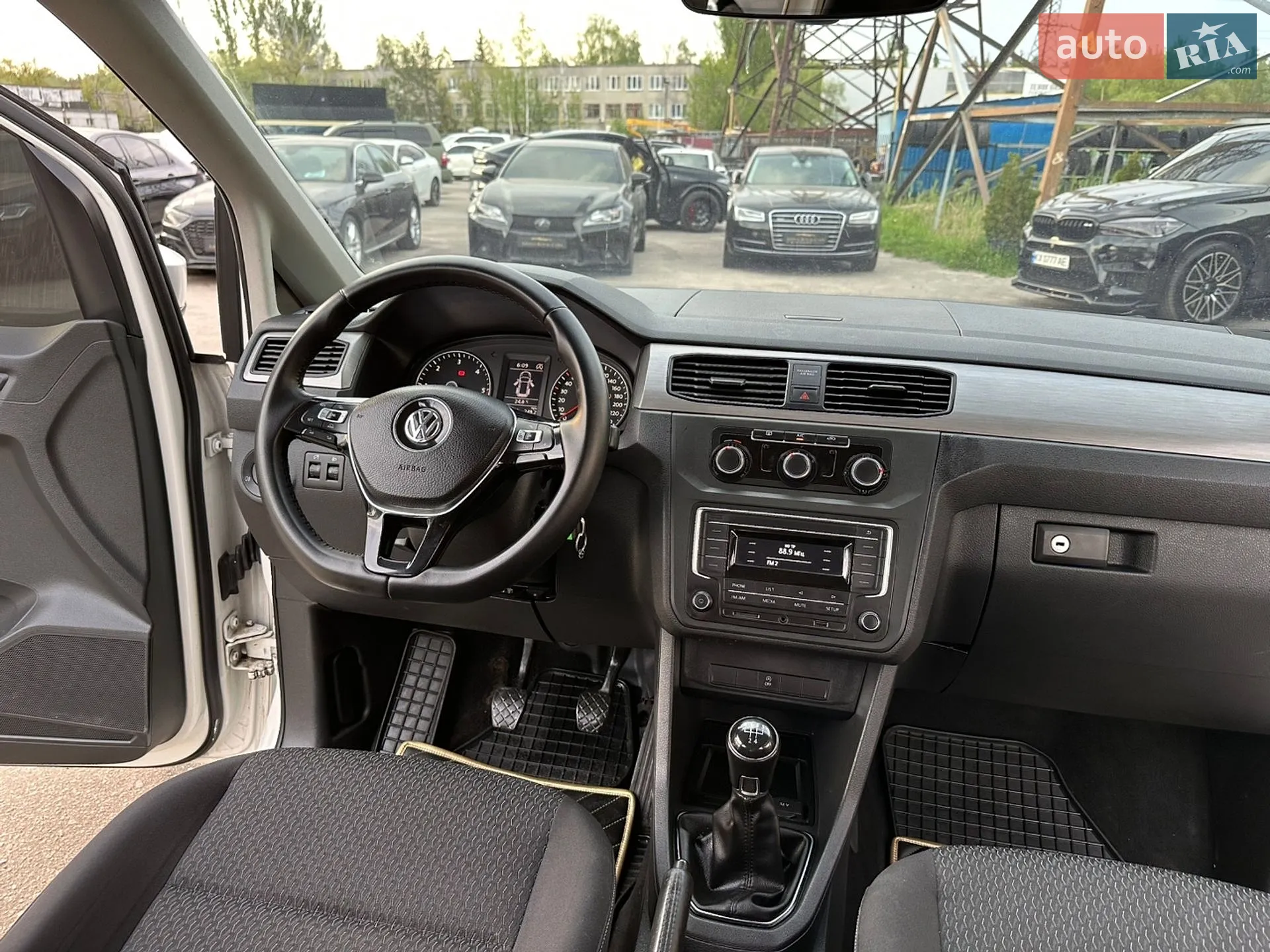 2017 Volkswagen Caddy - мініатюра 20