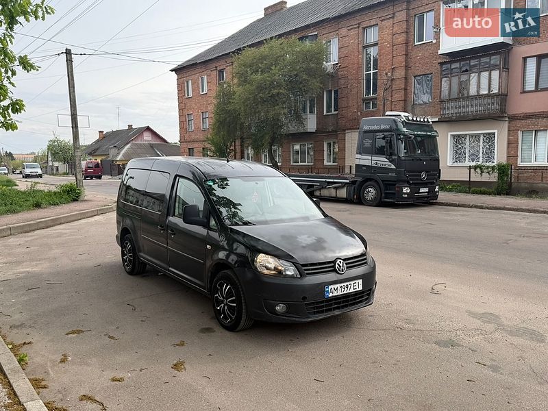 Volkswagen Caddy 2011