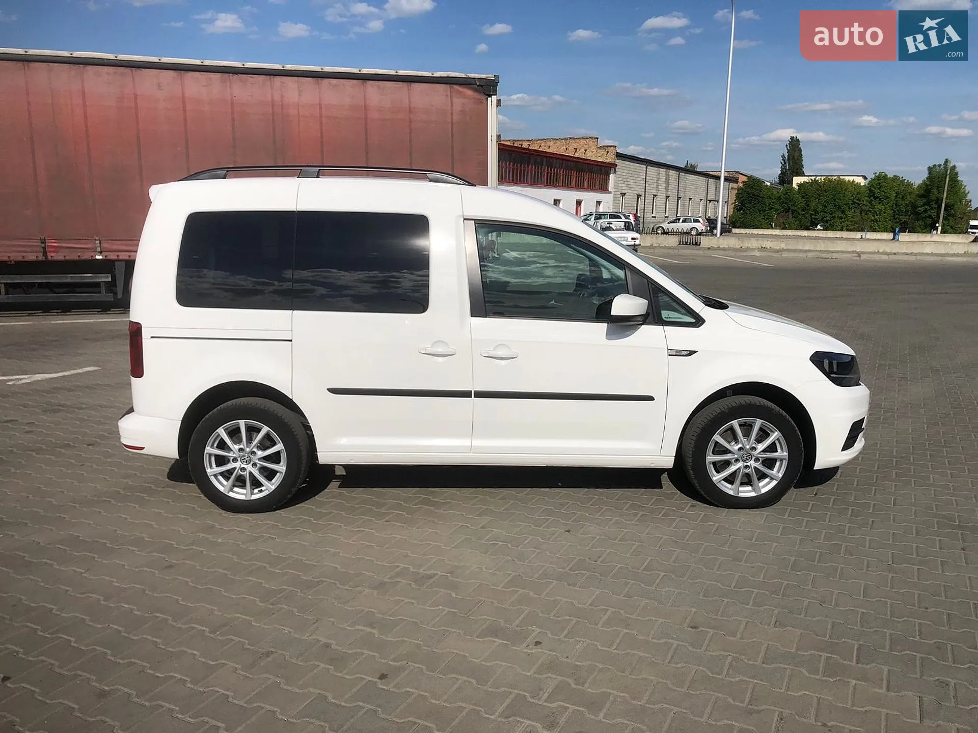 2018 Volkswagen Caddy - мініатюра 9