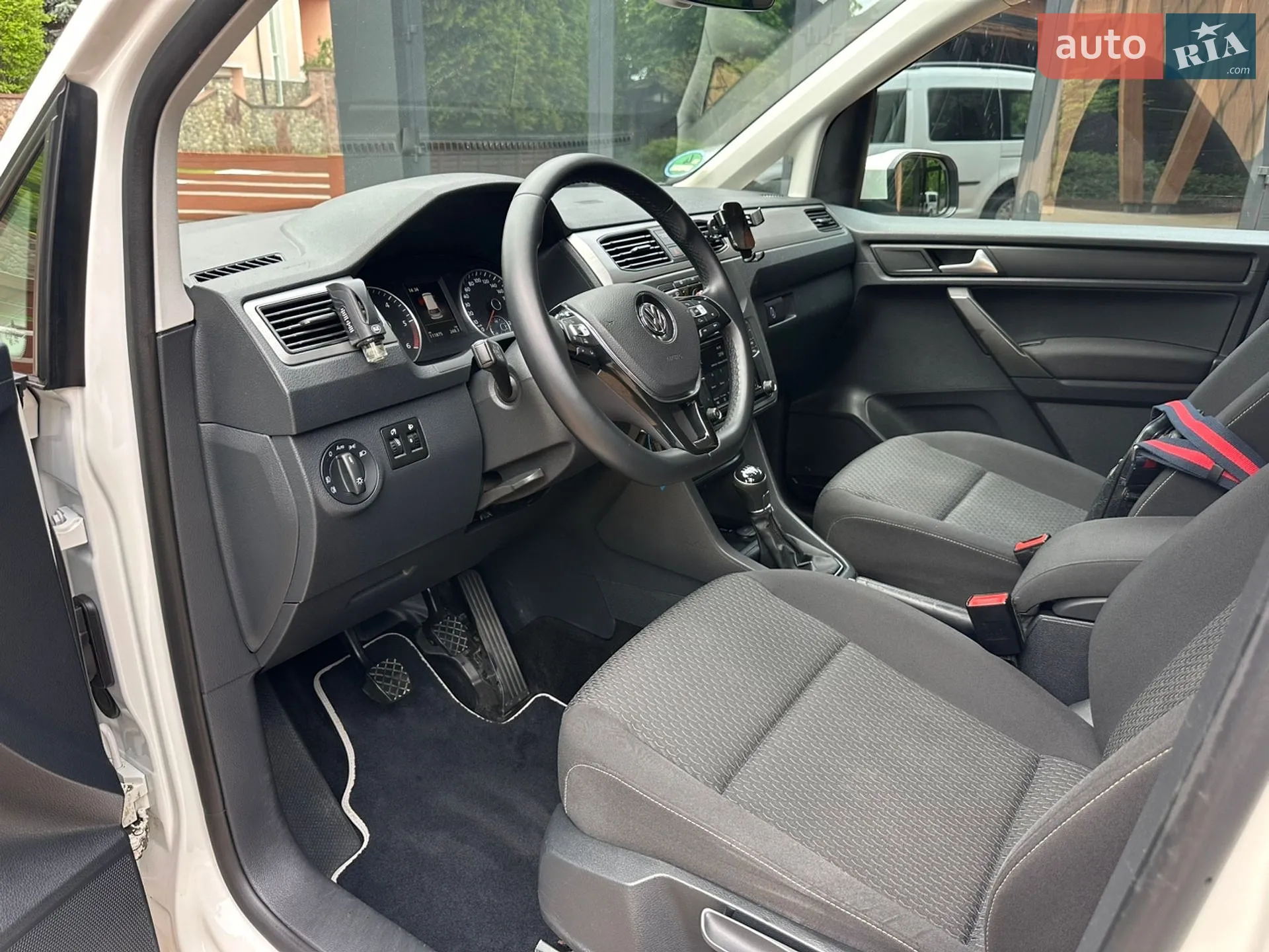 2019 Volkswagen Caddy - мініатюра 25