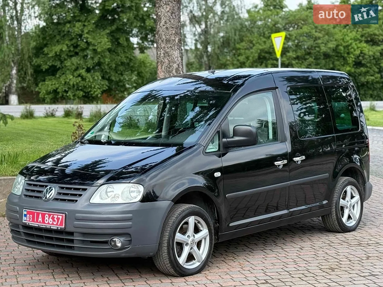2010 Skoda Fabia - мініатюра 20