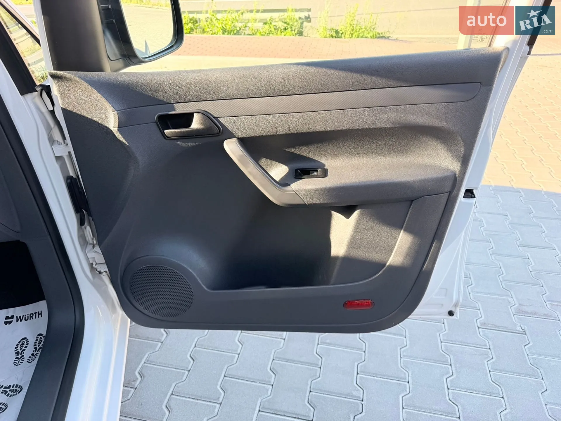 2014 Volkswagen Caddy - мініатюра 39