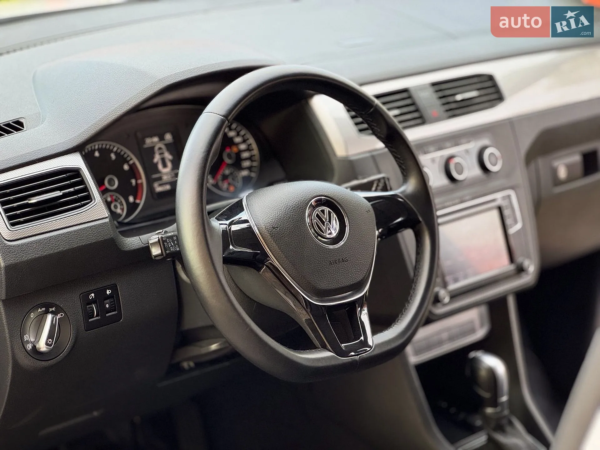 2018 Volkswagen Caddy - мініатюра 48
