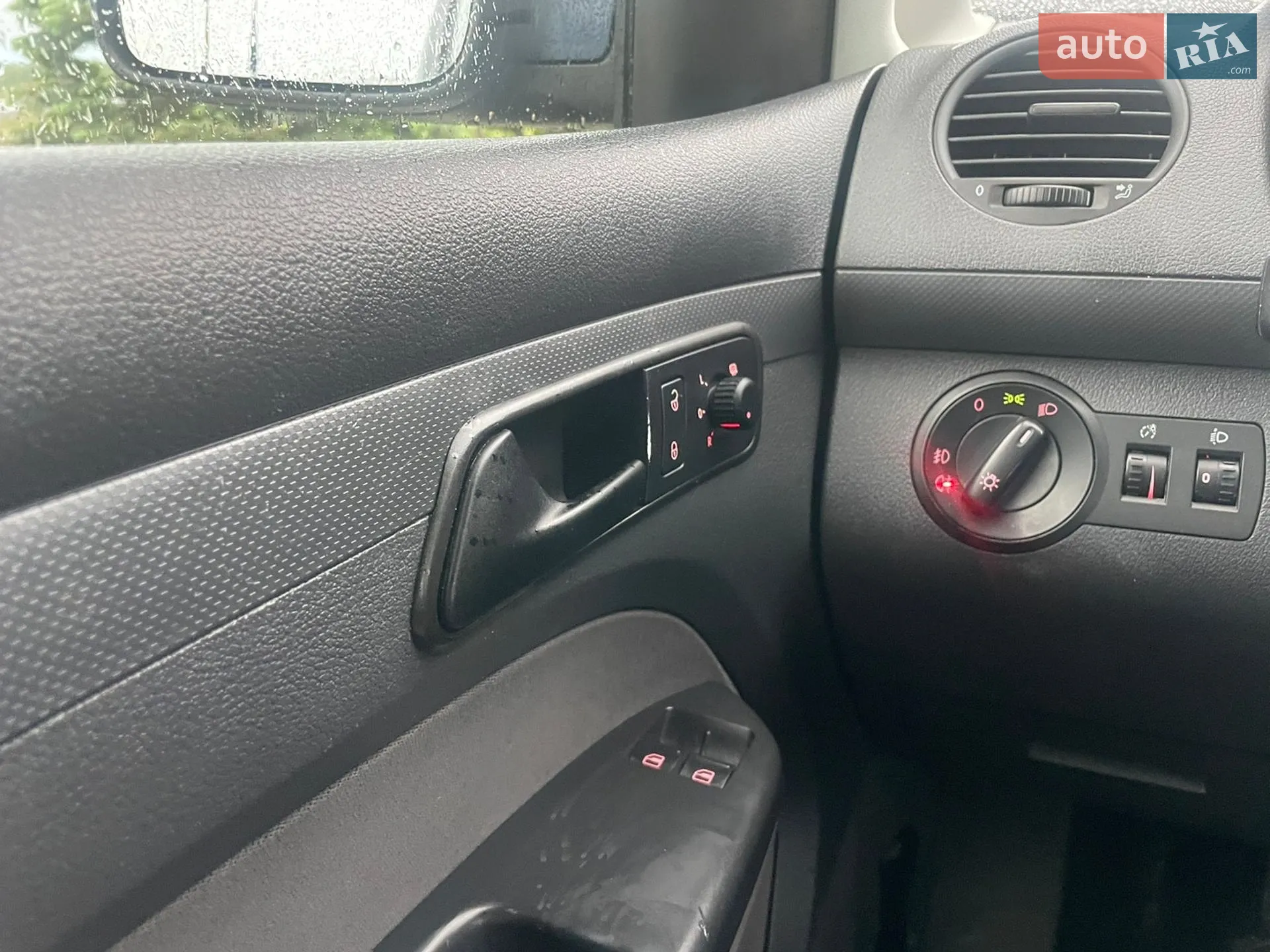 2011 Volkswagen Caddy - мініатюра 14
