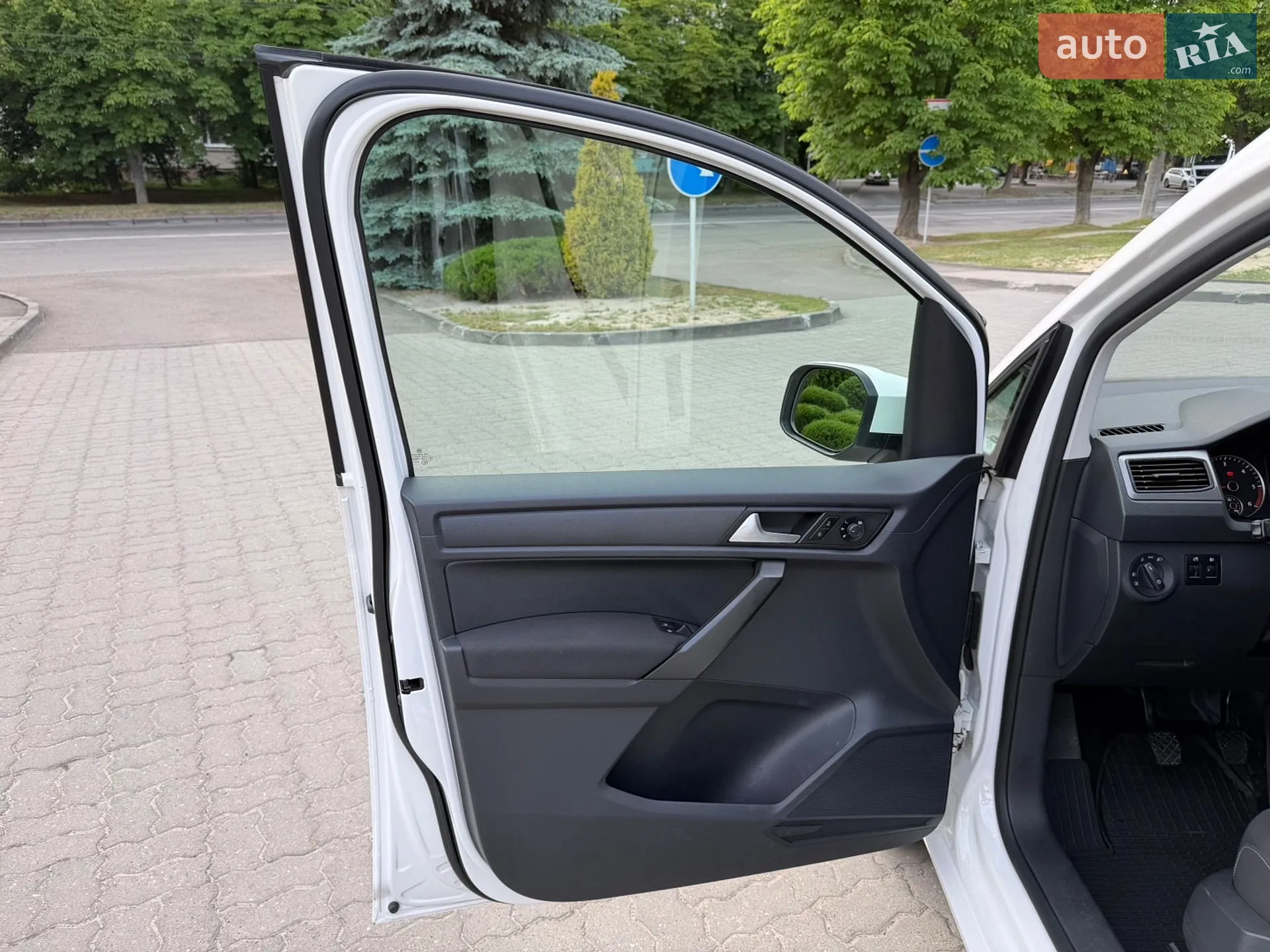 2018 Volkswagen Caddy - мініатюра 17