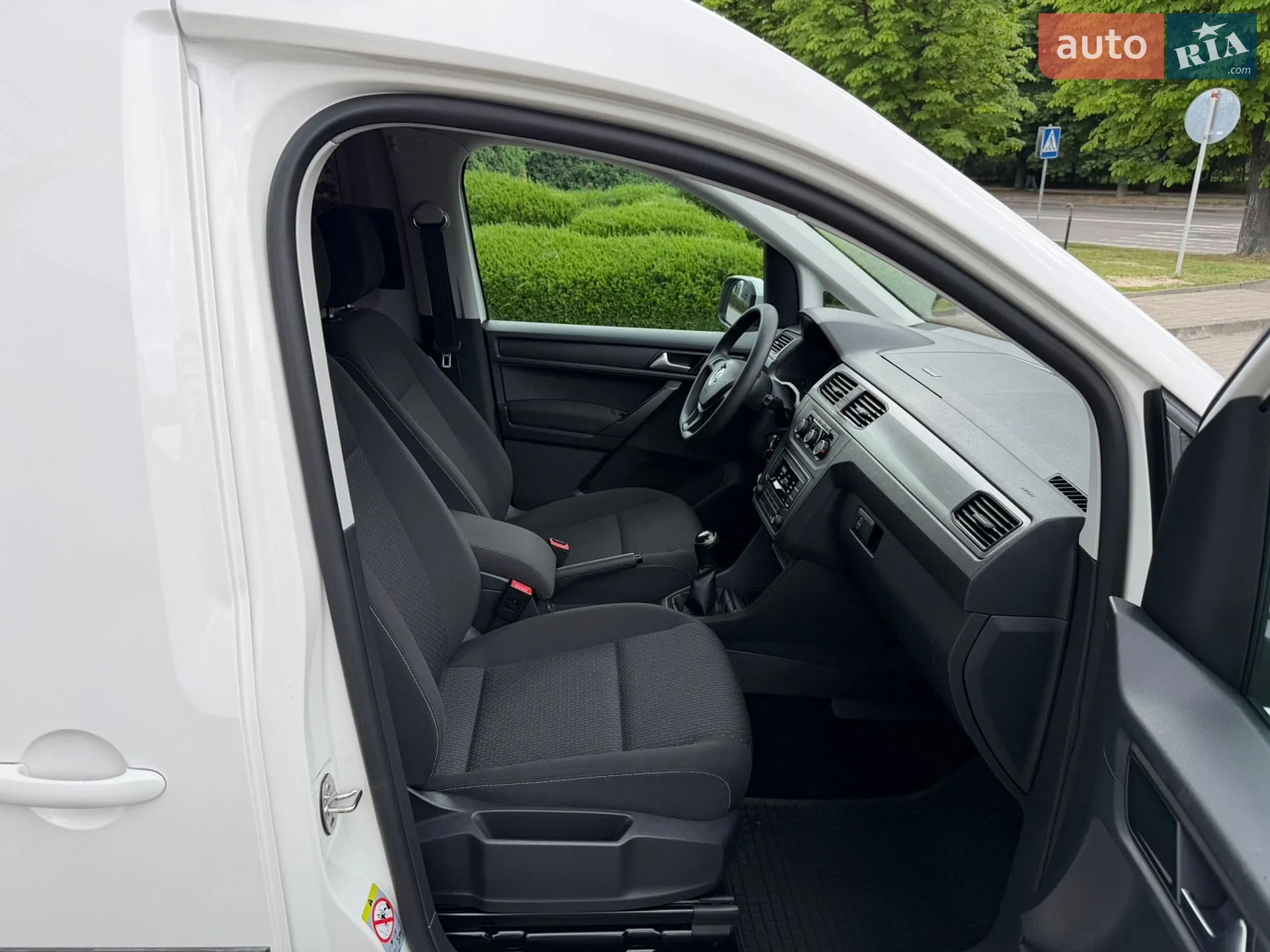 2018 Volkswagen Caddy - мініатюра 34