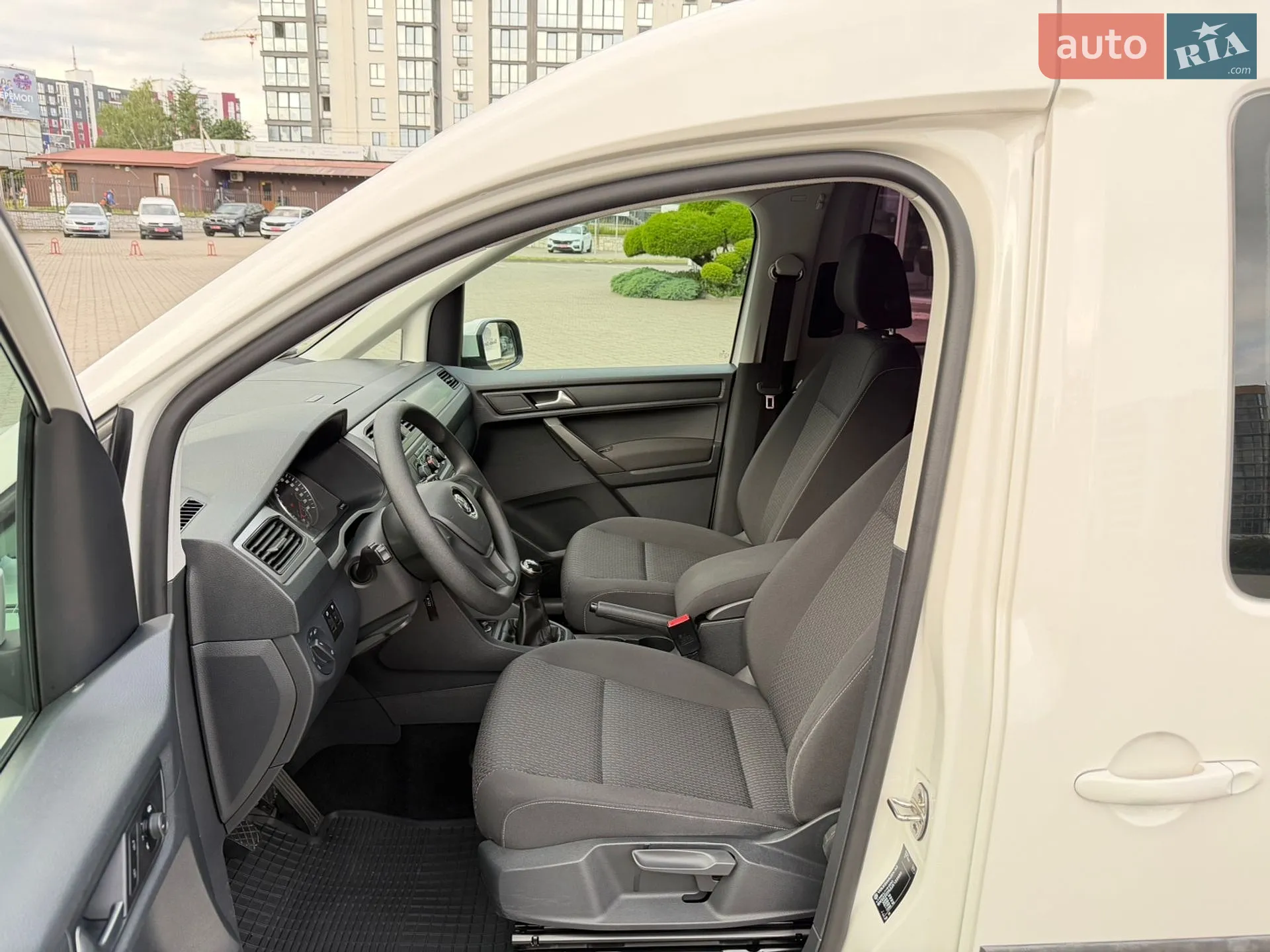 2018 Volkswagen Caddy - мініатюра 15
