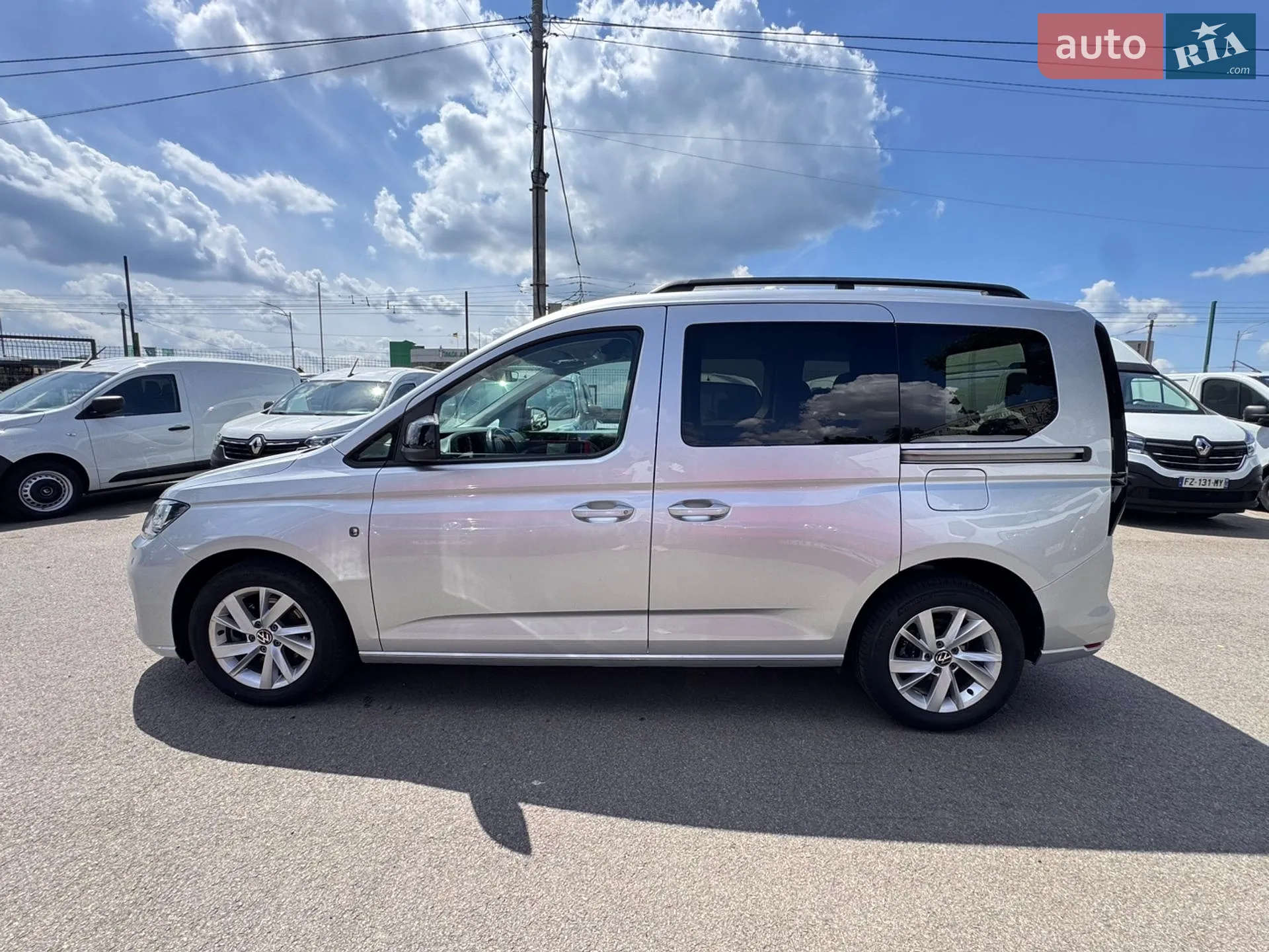2022 Volkswagen Caddy - мініатюра 12