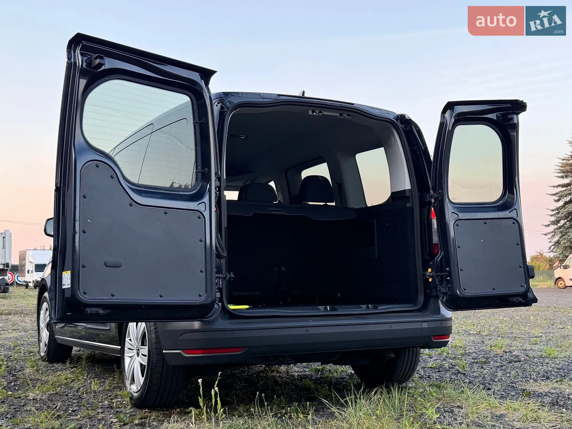 2021 Volkswagen Caddy - мініатюра 30