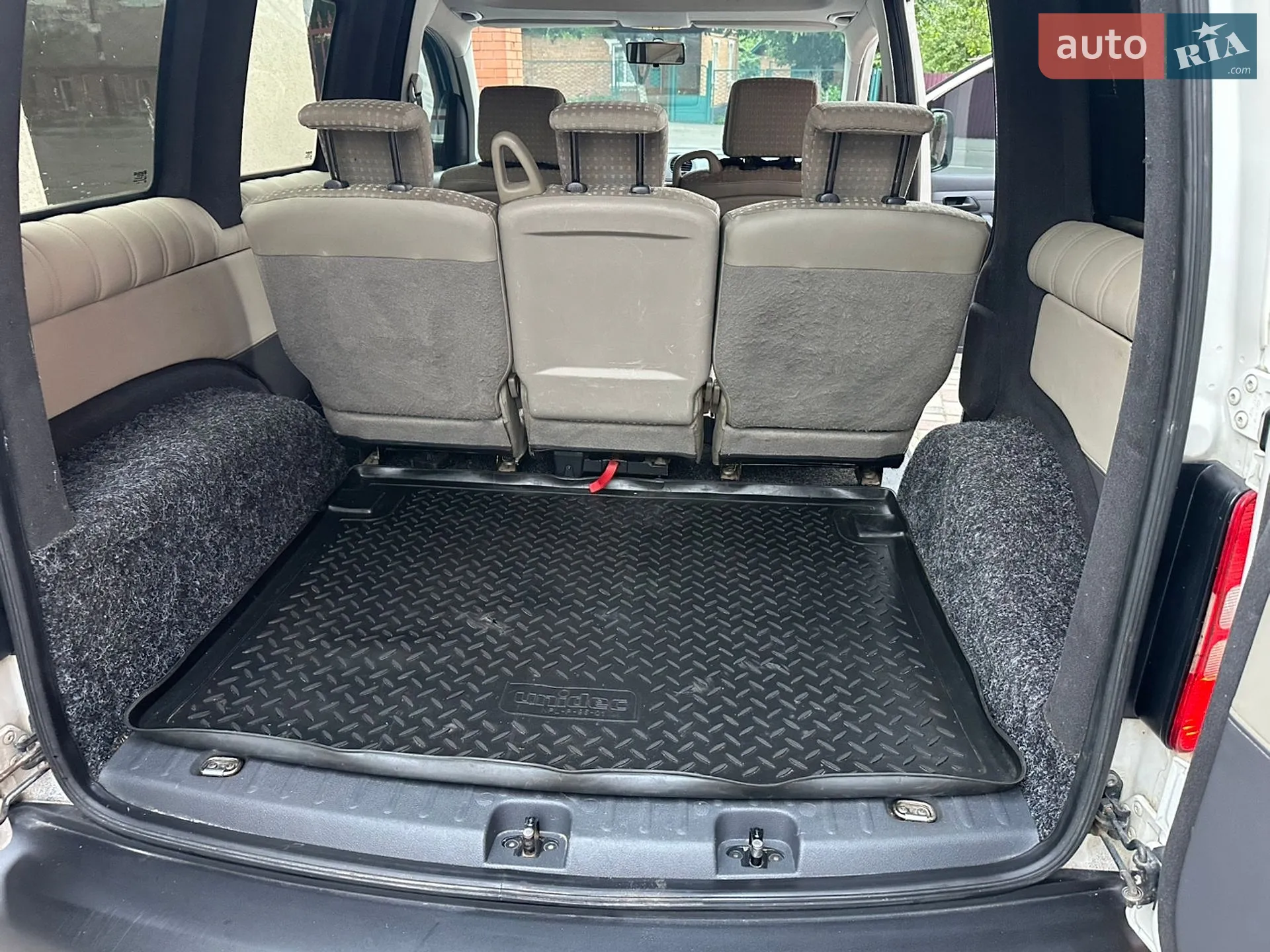 2010 Volkswagen Caddy - мініатюра 16