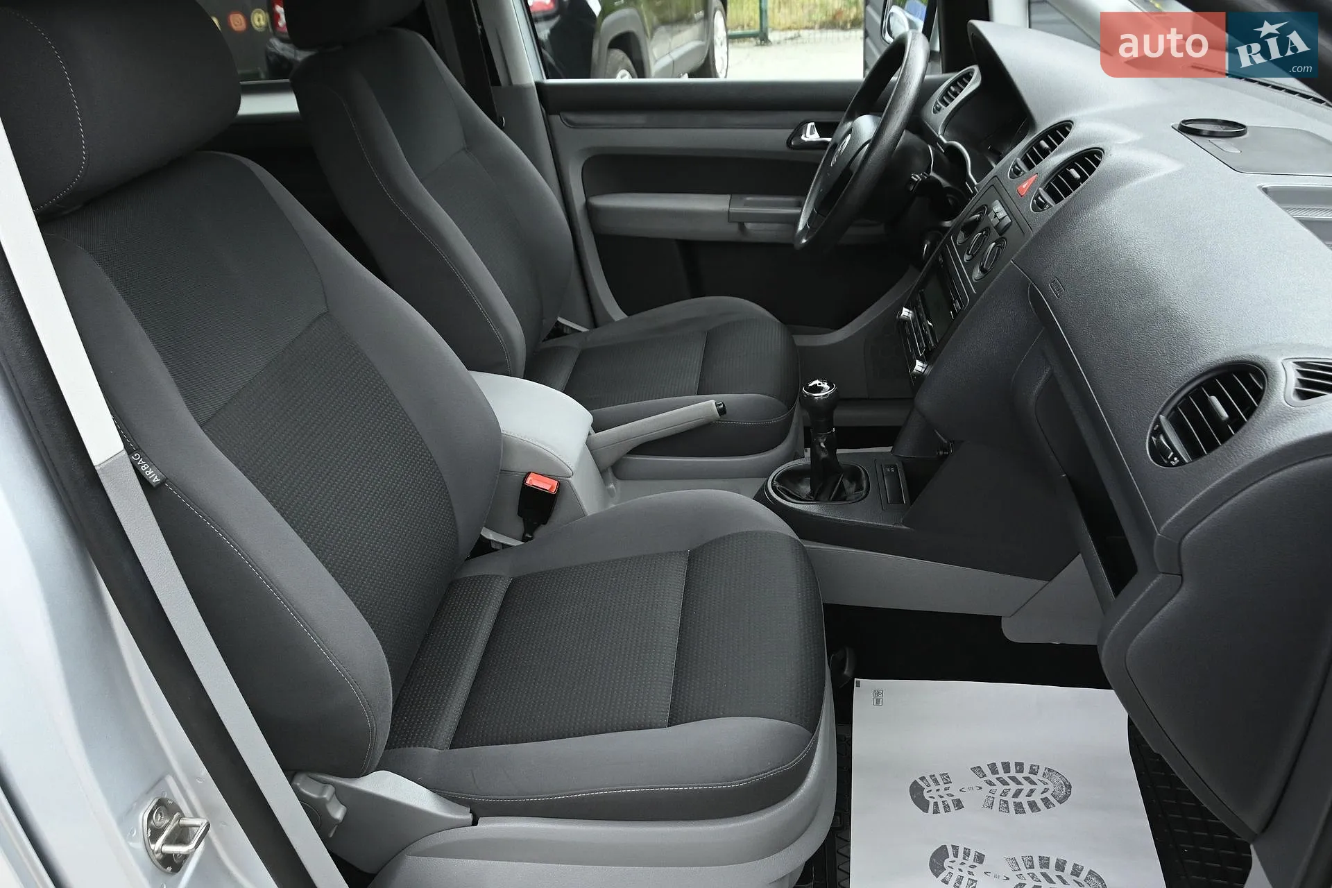 2010 Volkswagen Caddy - мініатюра 29