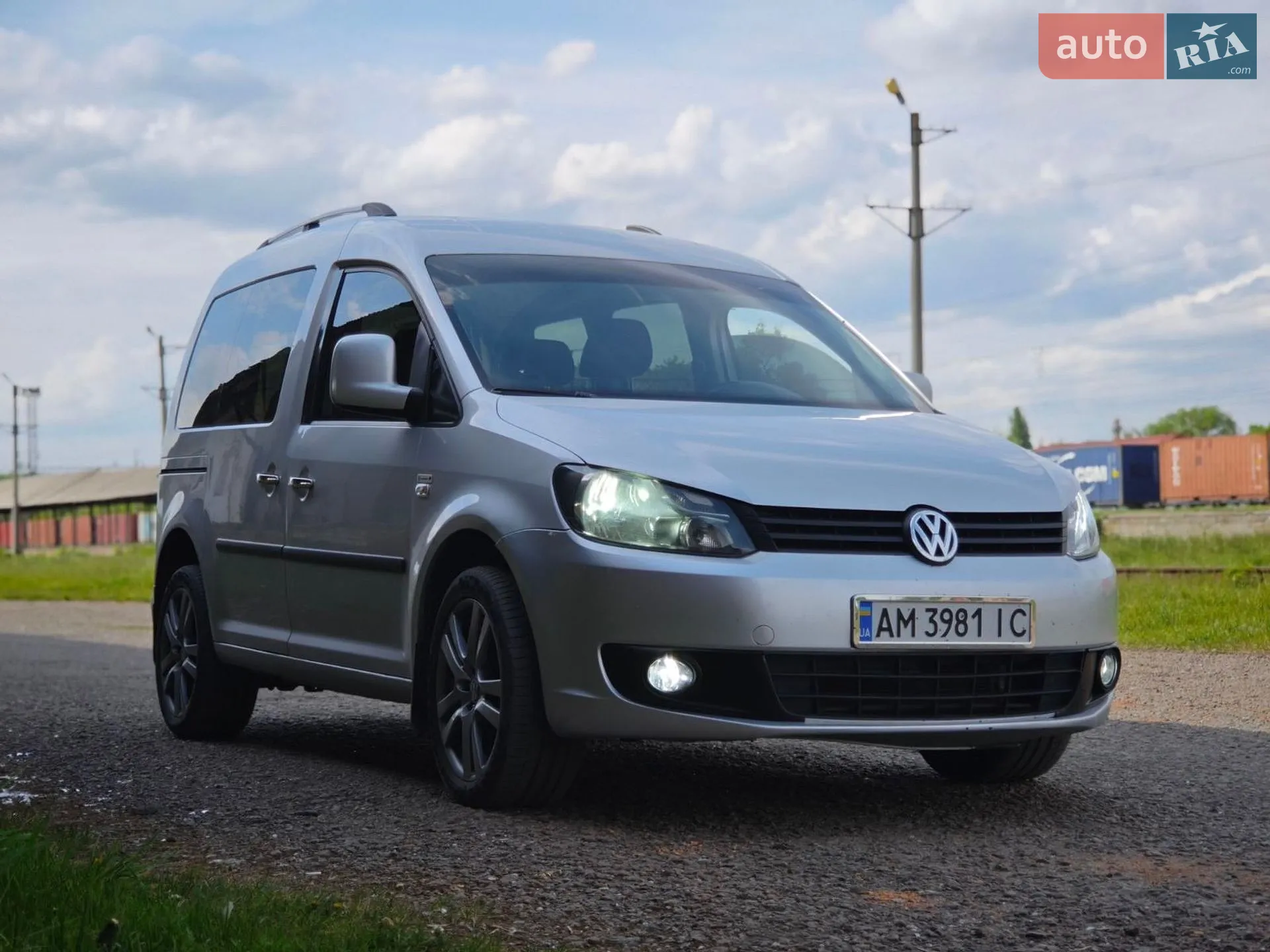 2012 Volkswagen Caddy - фото 1