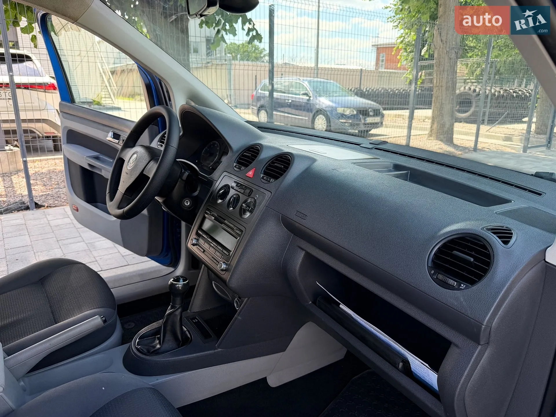 2010 Volkswagen Caddy - мініатюра 19