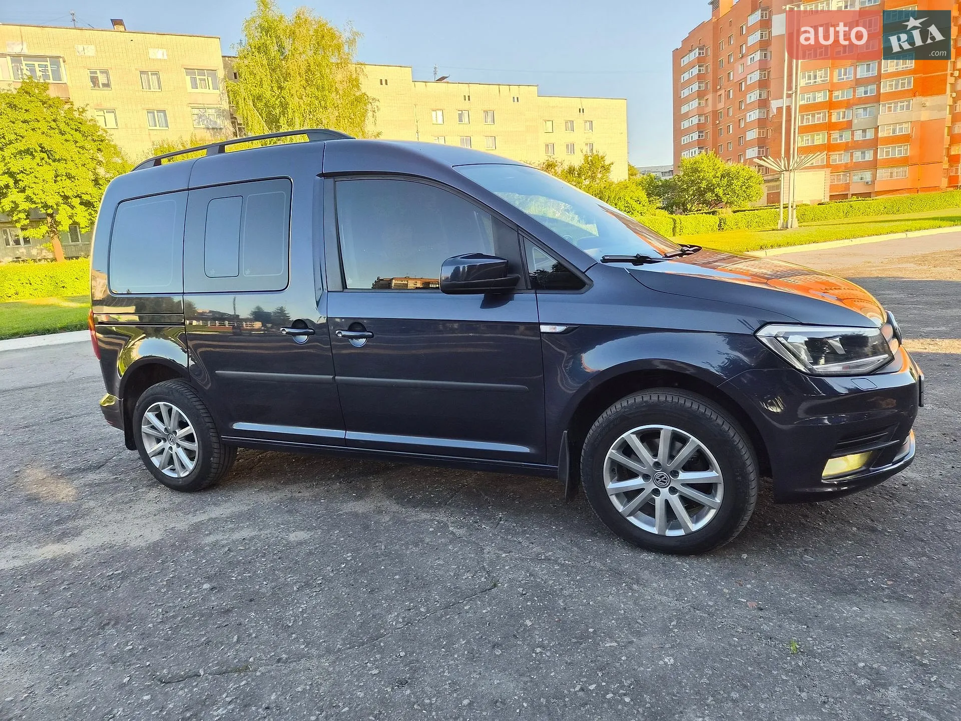2016 Volkswagen Caddy - мініатюра 28