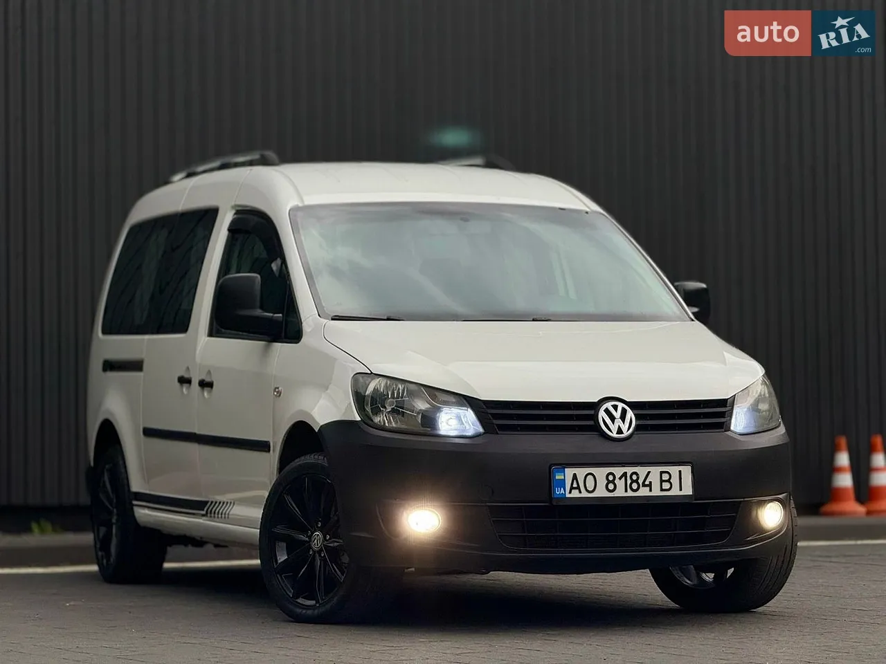 2010 Volkswagen Caddy - мініатюра 42