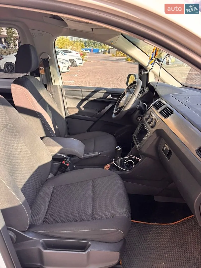 2017 Volkswagen Caddy - мініатюра 23